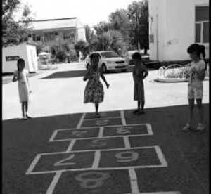 Biz uşaqlığını yaşayan sonuncu nəsilik -ESSE