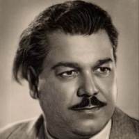 Zirədəki Baba Əliyev k&uuml;&ccedil;əsindən ke&ccedil;ərkən...