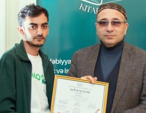 Kitab&ccedil;ılar Birliyinin şeir m&uuml;sabiqəsi &ndash;ikinci yerin sahibi Əli Məlikli