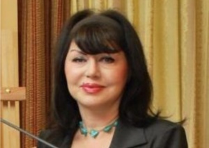 S&uuml;dabə Sərvi - Həmişə irəliyə baxan xanım