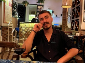 Bəlkə də dəyişən he&ccedil; nə yoxdur, amma sən dəyişirsən - ESSE