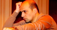 Yaxşılıq etməkdən ləzzət alan əməkdar artist...
