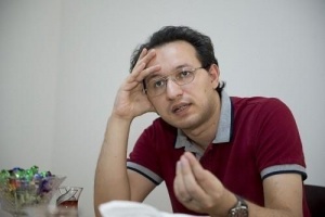 BİRİ İKİSİNDƏ Qismət R&uuml;stəmovun ədəbi tənqidi ilə