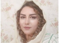 Güney Azərbaycan Poeziyası Antologiyasınd Həkimə Babakişizadənin “İllik anlar” şeiri