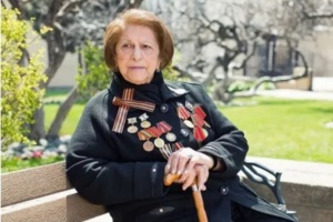 Səngərdə doğan g&uuml;nəş &ndash; FATMA SƏTTAROVA