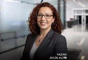 &ldquo;Məni ən &ccedil;ox insan ruhu ilhamlandırır&rdquo;- Aylin Altın