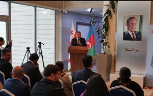 Marneulidəki Azərbaycan Evində Anım G&uuml;n&uuml; tədbiri ke&ccedil;irilib