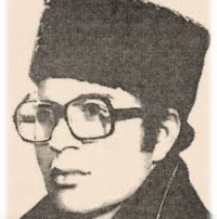 Tənha, yalnız və tək şair