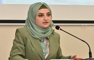 Numizmatika elmilə məşğul olan alim...