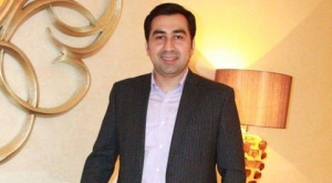 Daha bir Sumqayıt yetirməsi olan m&uuml;ğənni &ndash; Elton H&uuml;seynəliyev