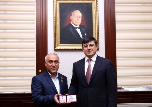 Ukraynadakı diaspor rəhbəri medalla təltif olunub