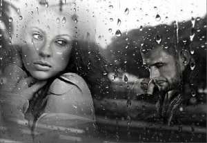 &ldquo;Pəncərəmdə xatirən, g&ouml;z&uuml;mdə yenə leysan...&rdquo;