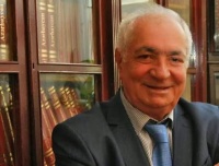 Unudulmaz sevgi şeirlərindən &ndash; Vahid Əziz, &ldquo;Yaman gecikdin...&rdquo;