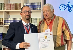 &Uuml;mid Nəccarı &ldquo;Mədəniyyət səfiri&rdquo; oldu