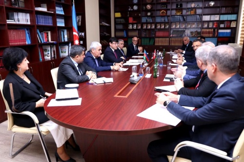 Türkiyənin nüfuzlu universitetlərinin rektorları Diaspor Komitəsində olub