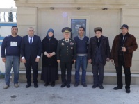Polkovnik Cəlil Xəlilov Şabranda şəhid Elvin İsgəndərovun ailəsini ziyarət edb
