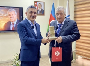 Xalq şairi Sabir R&uuml;stəmxanlı &ldquo;Turan bilgəsi&rdquo; m&uuml;kafatına layiq g&ouml;r&uuml;l&uuml;b