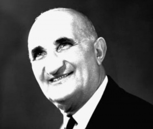 Bığ əhvalatı &ndash; Xalq artisti Ağah&uuml;seyn Cavadovun doğum g&uuml;n&uuml;d&uuml;r