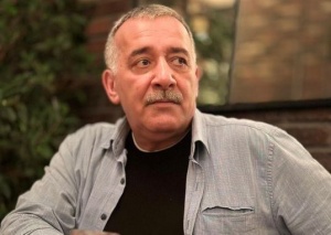 Heydər Əliyev barədə yazılmış ilk poetik mətn hansıdır?