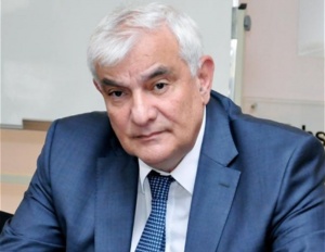 &ldquo;Mənə ağlayan g&ouml;zləriniz olaydı...&rdquo; &ndash; HƏR G&Uuml;N KAMAL ABDULLADAN 7 QRANULA