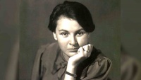 SEÇMƏ ŞEİRLƏR: Nigar Rəfibəyli, “Durna”