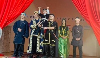 Beyləqanda Xalq şairi Bəxtiyar Vahabzadənin 100 illik yubileyi münasibətilə “Özümüzü kəsən qılınc” tamaşası təqdim olunub