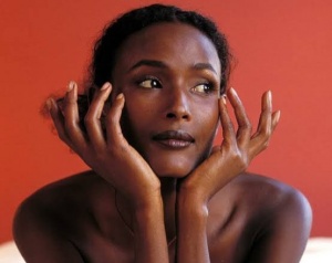 “Səhra çiçəyi” ilə məşhurlaşdı