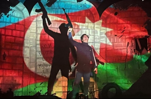 Sumqayıt Dövlət Dram Teatrı mövsümü “Ölməz” tamaşası ilə açıb