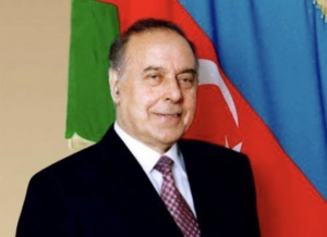 &Uuml;mummilli liderimiz Ana dilimiz barədə