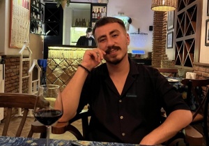 Alqoritmlərə, sistemlərə, s&uuml;ni zəkalara aid zaman və orada təsad&uuml;fi bir n&ouml;qtə olan SƏN