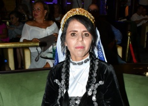 Musiqi &ndash; milli kimliyin g&uuml;zg&uuml;s&uuml;