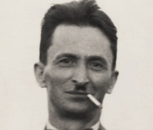 &ldquo;&Ccedil;alı quşu&rdquo;nun on minlər kitabını oxuyub, y&uuml;z minlər filminə baxıb