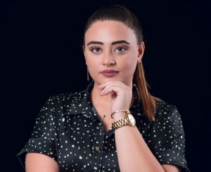 Professor V&uuml;qar Əhmədin m&uuml;ğənni qızı