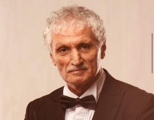 Çoxumuzun sevimli xalq artisti... -PORTRET