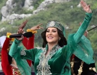 Gül yanaqlı Gülyanaq xanım...