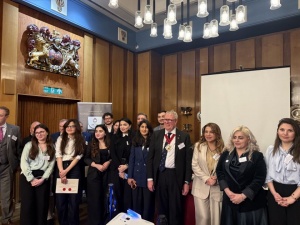 Azərbaycan-Britaniya peşəkarları s&uuml;ni intellekt m&ouml;vzusunda bir araya gəlib