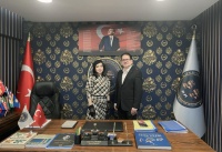 T&uuml;rk D&uuml;nyası ədəbiyyatla birləşir: K&ouml;n&uuml;l El&ccedil;iləri və Təhsil K&ouml;n&uuml;ll&uuml;ləri bir arada