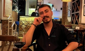 Sən - Bəli, sən! Bu mətni oxuyan sən!