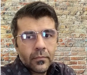 G&uuml;ney Azərbaycan Poeziyası Antologiyasında Xosrov Barışanın &ldquo;Yeni bir ritm&rdquo; şeiri