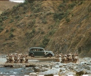 Maraqlı söhbətlərdə Hitler və Nepal kralı