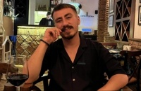 O qapının o biri tərəfində kimin dayandığını hələ he&ccedil; birimiz bilmirik