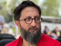 &ldquo;Biri ikisində&rdquo; Elvin Paşanın şeirləri ilə