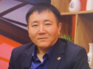 &ldquo;Biri ikisində&rdquo; &ndash; Kıyalbek Kamıtoğlunun şeiri ilə