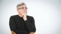 &ldquo;Biri ikisində&rdquo; Həmid Heris&ccedil;inin şeirləri ilə