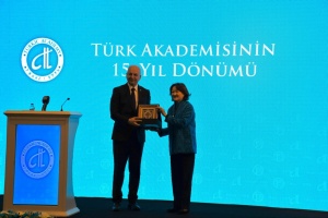 T&uuml;rk Mədəniyyəti və İrsi Fondunun prezidenti T&uuml;rk Akademiyasının 15 illik yubiley mərasimində iştirak edib