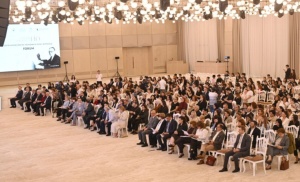 G&uuml;l&uuml;stan sarayında &ldquo;&Uuml;zeyir Hacıbəylinin irsi: ke&ccedil;mişdən bu g&uuml;nə&rdquo; adlı beynəlxalq forum ke&ccedil;irilir