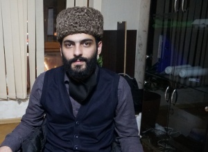 Biri ikisində Seyyid Əsrinin qəzəlləri ilə