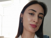 Mən isə saatımla oynayırdım&hellip;