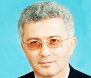 Həyatın dibindən zirvəsinə h&uuml;cum