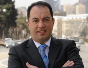 Bakılı oğlanlardan biri Azər Məmmədzadə